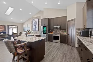 272 Lost Ridge Ct, Green Bay, WI 54302 - Photo 30