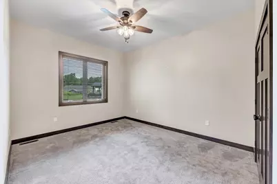 272 Lost Ridge Court, Green Bay, WI 54302 - Photo 20