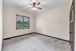 272 Lost Ridge Ct, Green Bay, WI 54302 - Photo 20
