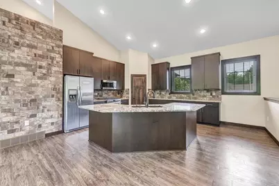 272 Lost Ridge Court, Green Bay, WI 54302 - Photo 14