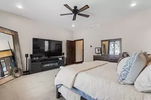 272 Lost Ridge Ct, Green Bay, WI 54302 - Photo 36