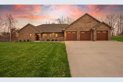 272 Lost Ridge Court, Green Bay, WI 54302 - Photo 2