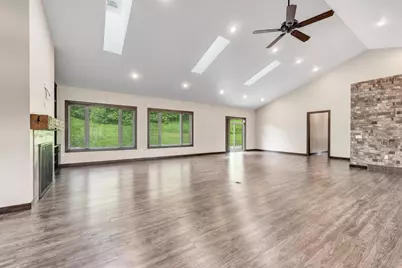 272 Lost Ridge Court, Green Bay, WI 54302 - Photo 6