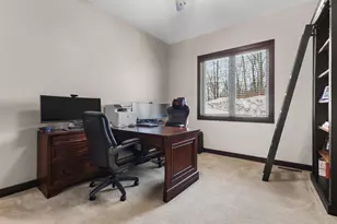 272 Lost Ridge Ct, Green Bay, WI 54302 - Photo 52