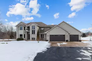 W3165 Center Valley Rd, Freedom, WI 54165 - Photo 4