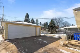 1201 W Hawes Ave, Appleton, WI 54914 - Photo 4
