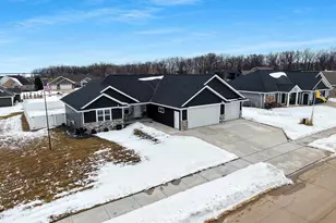 2885 Sussex Rd, Green Bay, WI 54311 - Photo 4