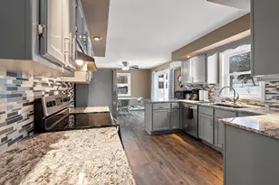 2359 Sunrise Ct, Green Bay, WI 54302 - Photo 16