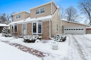 828 N Webster Ave, De Pere, WI 54115 - Photo 34