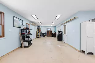 828 N Webster Ave, De Pere, WI 54115 - Photo 12