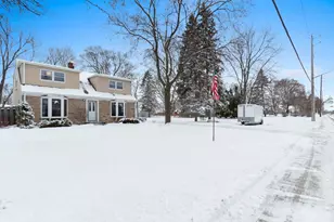 828 N Webster Ave, De Pere, WI 54115 - Photo 36