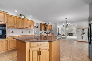 1960 Cliffview Ct, Oshkosh, WI 54902 - Photo 18