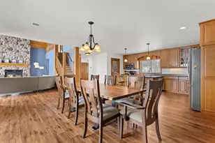 4882 S Bayshore Ln, Oconto, WI 54153 - Photo 10