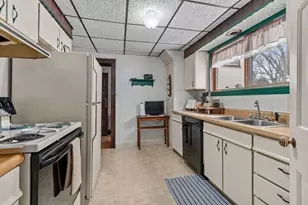 827 E Washington St, Appleton, WI 54911 - Photo 20