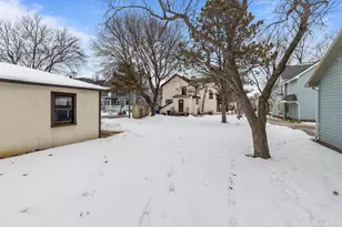 827 E Washington St, Appleton, WI 54911 - Photo 46