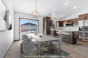 1246 Putnam Dr, Pulaski, WI 54162 - Photo 8