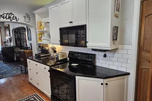 1717 Knapp St, Oshkosh, WI 54902 - Photo 14