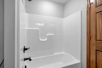 1927 Southland Lane, New London, WI 54961 - Photo 42