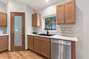 1927 Southland Ln, New London, WI 54961 - Photo 12