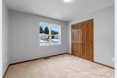 1927 Southland Lane, New London, WI 54961 - Photo 46