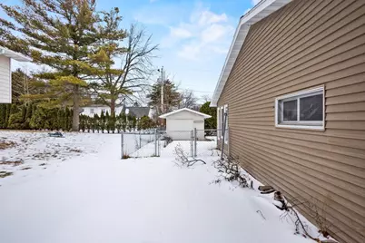 1623 Louisiana Place, Sturgeon Bay, WI 54235 - Photo 44