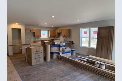 1801 Southland Lane, New London, WI 54961 - Photo 6