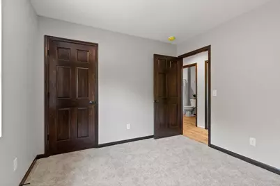 1910 Southland Lane, New London, WI 54961 - Photo 20