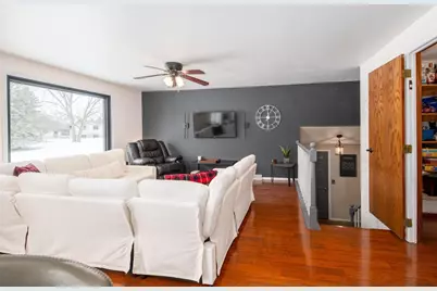 3108 E Rail Road, Appleton, WI 54915 - Photo 6