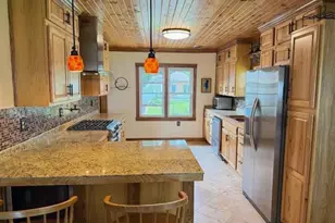 N7184 Winnebago Dr, Fond du Lac, WI 54935 - Photo 6