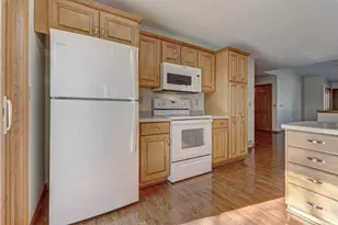 311 Parkview Ln, Kimberly, WI 54136 - Photo 14