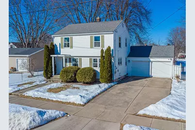 908 Eighth Street, Menasha, WI 54952 - Photo 2