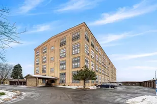 1545 Arboretum Dr, Oshkosh, WI 54901 - Photo 2