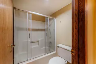 1545 Arboretum Dr, Oshkosh, WI 54901 - Photo 24