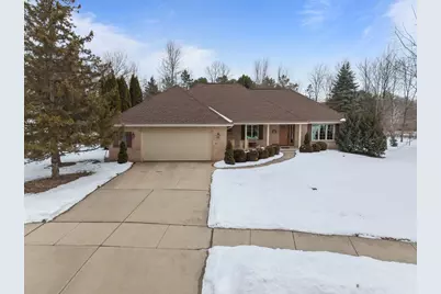 2104 Stafford Lane, Kaukauna, WI 54130 - Photo 2