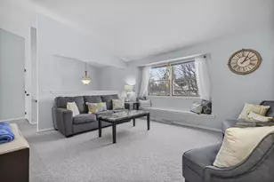 1601 S Sundown Ln, Appleton, WI 54915 - Photo 12