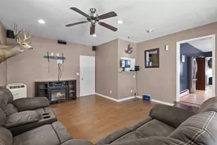 124 N Wood Ave, Peshtigo, WI 54157 - Photo 6