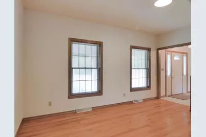 125 E Wayfarer Lane, Appleton, WI 54913 - Photo 8