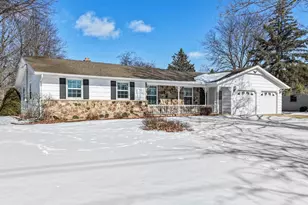 2751 Allouez Ave, Green Bay, WI 54311 - Photo 2