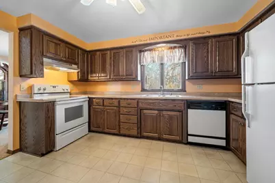 2751 Allouez Avenue, Green Bay, WI 54311 - Photo 6
