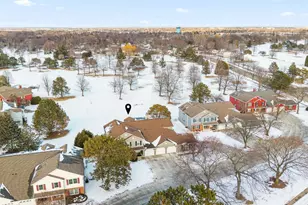 2510 Village Ln, Oshkosh, WI 54904 - Photo 24