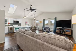 2510 Village Ln, Oshkosh, WI 54904 - Photo 2