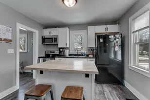 351 E Scott St, Omro, WI 54963 - Photo 6