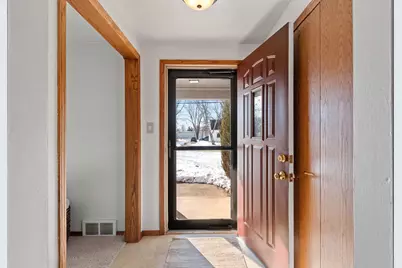 2216 Glendale Avenue, Green Bay, WI 54303 - Photo 6