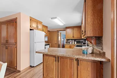 1521 Careful Drive, Green Bay, WI 54304 - Photo 10