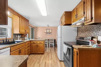 1521 Careful Drive, Green Bay, WI 54304 - Photo 14