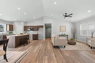 2662 Lawrence Ln, Neenah, WI 54956 - Photo 24