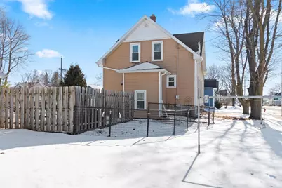220 Dewey Street, Brillion, WI 54110 - Photo 36