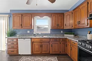 1554 Charles St, Green Bay, WI 54302 - Photo 12