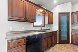 1728 Ballinamore Pl, De Pere, WI 54115 - Photo 14