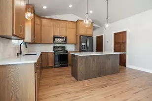 2765 County Rd EE, Abrams, WI 54101 - Photo 16